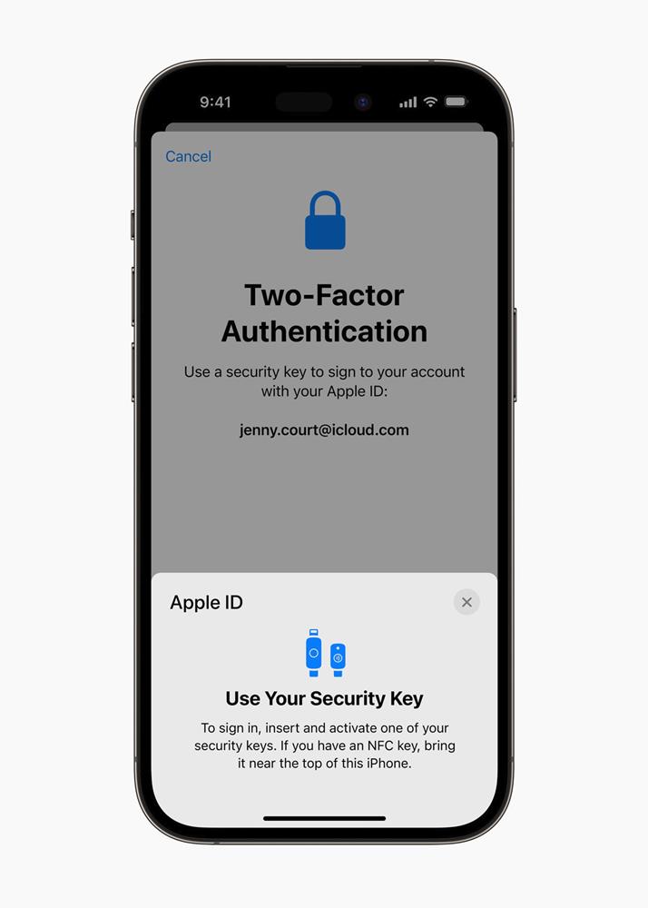 Security Keys for Apple ID