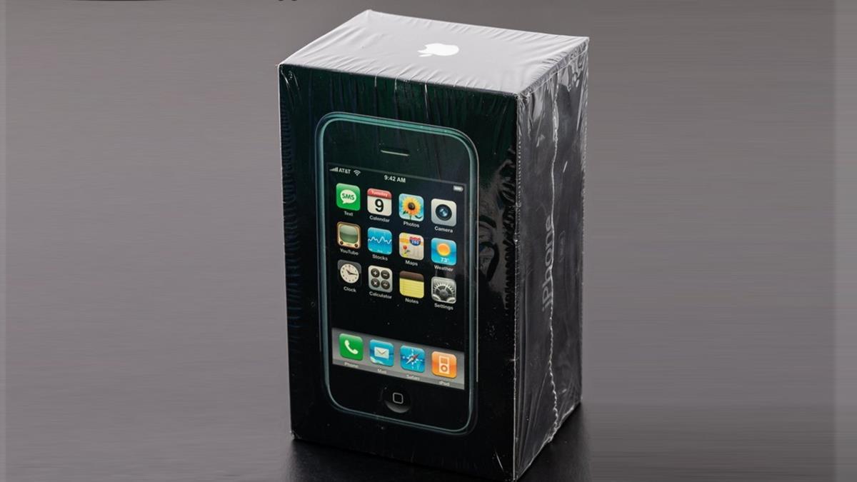 Factory sealed first-gen iPhone sells for over $63,000 at an auction