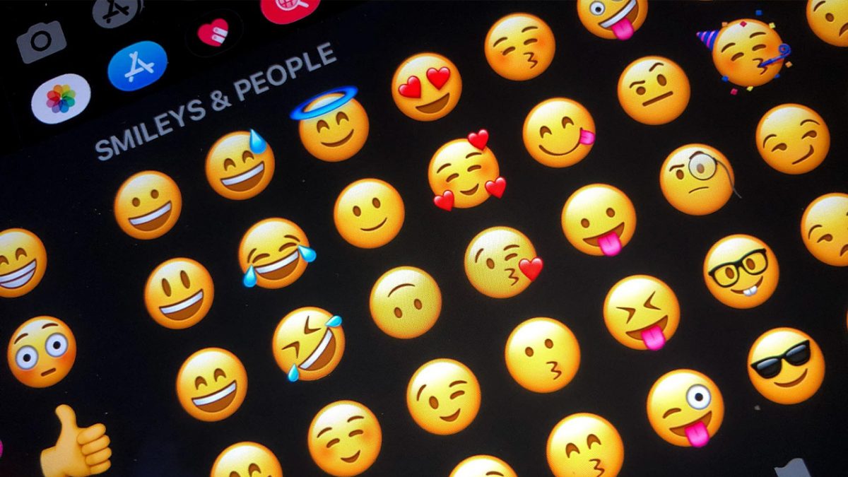 What Snapchat's Blue Dot and Smiley Emoji Mean