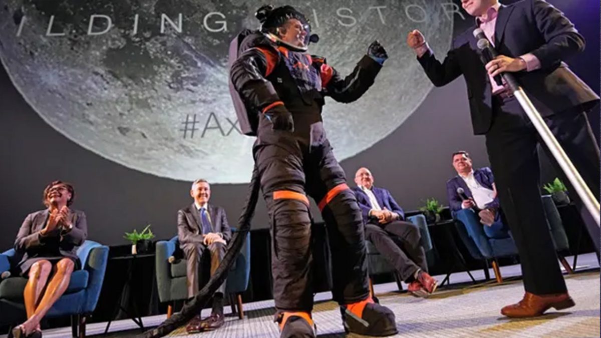 NASA and Axiom Unveil Next-Generation Spacesuits for Artemis Moon Missions