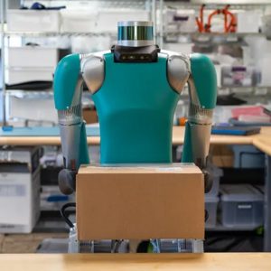 Upgraded Digit Robot Revolutionizes Human-Robot Collaboration in Warehouses