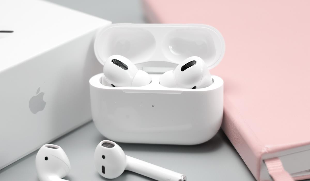 Apple could be designing an AirPods case with a touchscreen