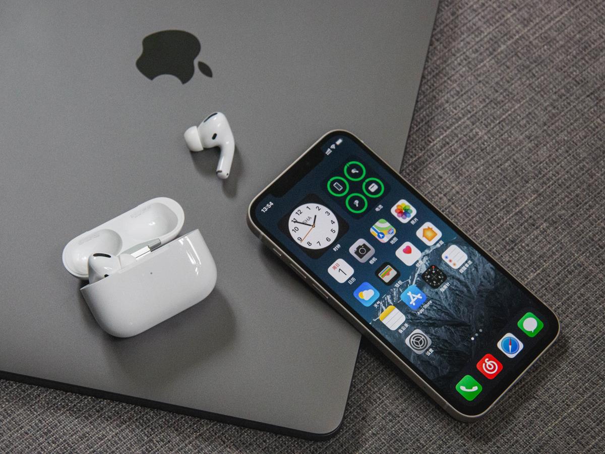 link iphone messages to pc