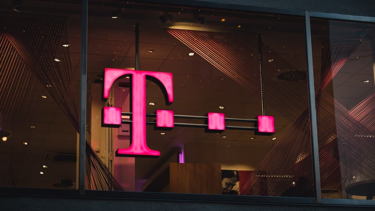 t mobile forced migration