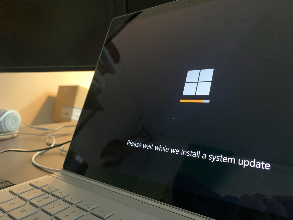 Microsoft is pestering Windows 10 users to upgrade to Windows 11