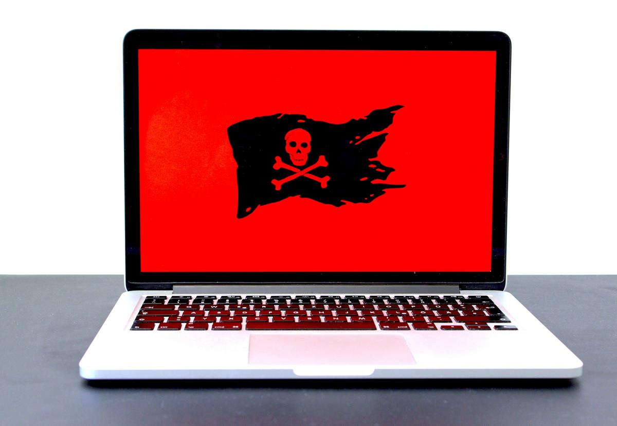 RustDoor malware targets macOS users by posing as a Visual Studio Update