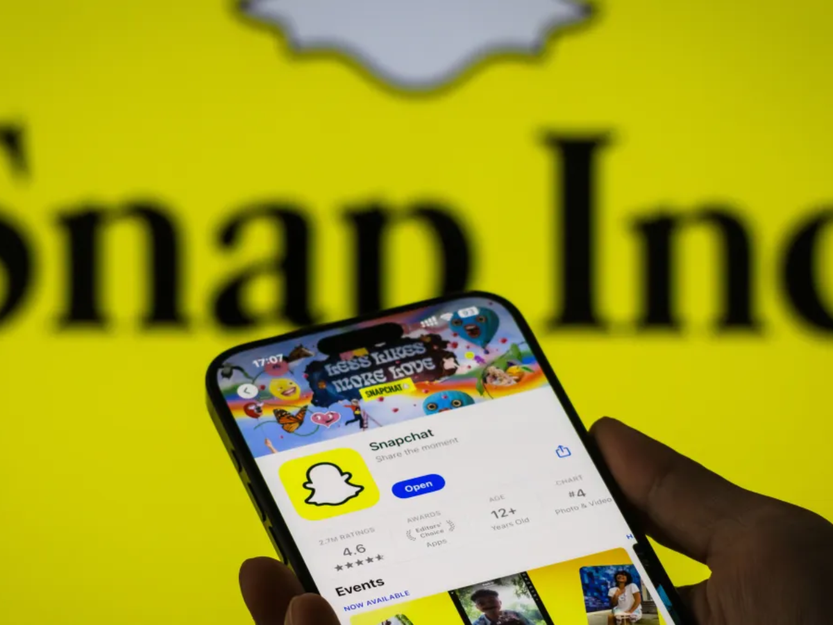 Snapchat Stops Recommending Fully AI-Generated Videos in Spotlight Feed Snapchat Stops Recommending Fully AI-Generated Videos in Spotlight Feed